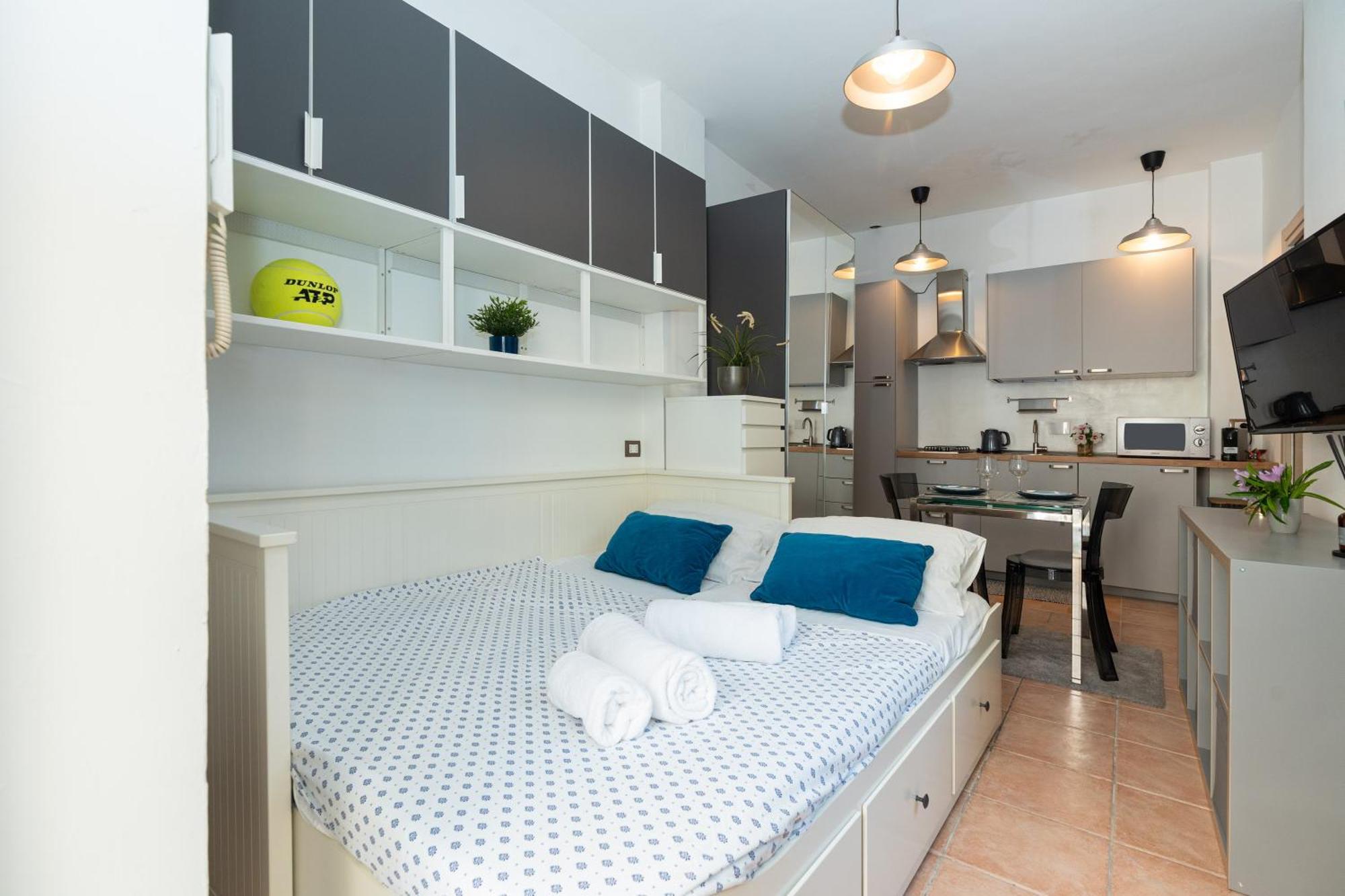 Le Petite Studio-interno Cortile Di Charme * Turin