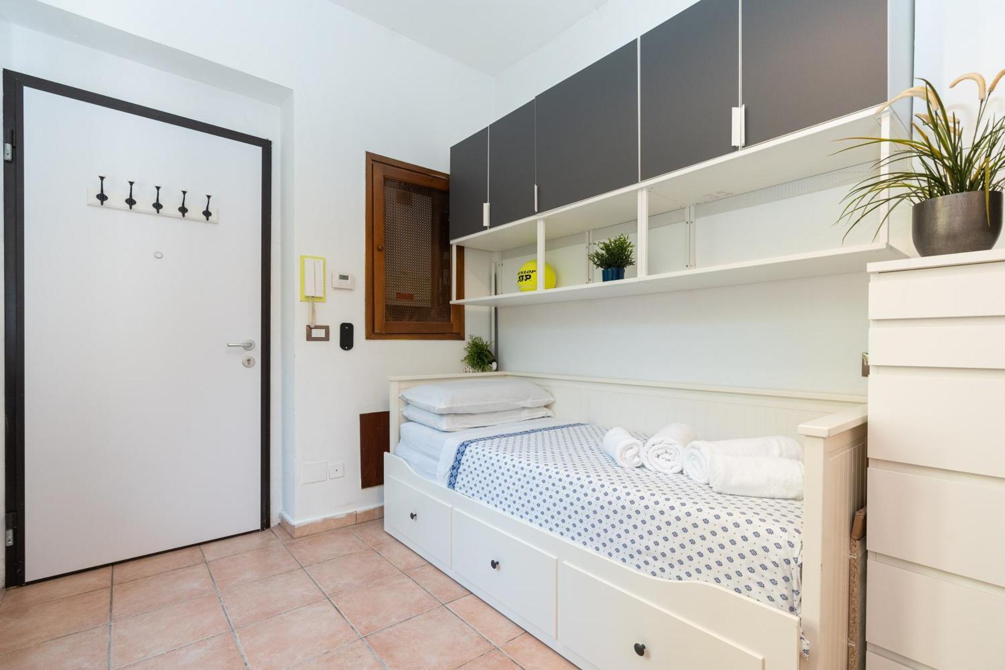 Apartment Le Petite Studio-interno Cortile Di Charme *